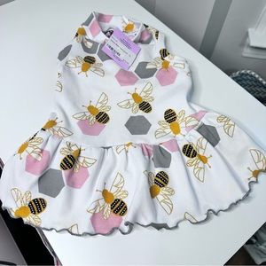 BNWT Bumble Bee 🐝 Dog Dress,‎ Size XL CUSTOM